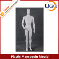 Moule mannequin masculin abstrait